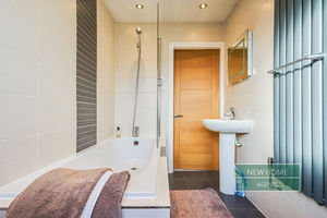 Photo 34- click for photo gallery